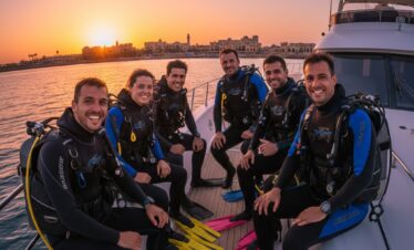 Happy divers returning to Hurghada marina
